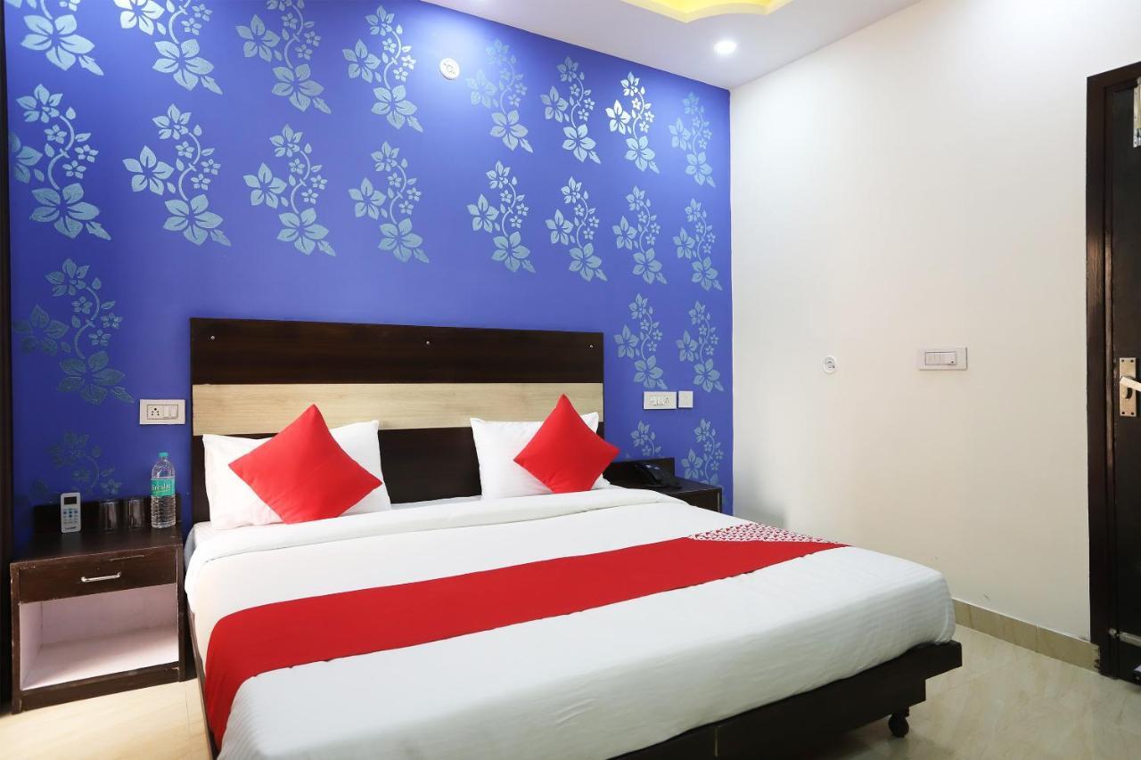Oyo Flagship 42619 Diamond Key Hotel Delhi  Ngoại thất bức ảnh
