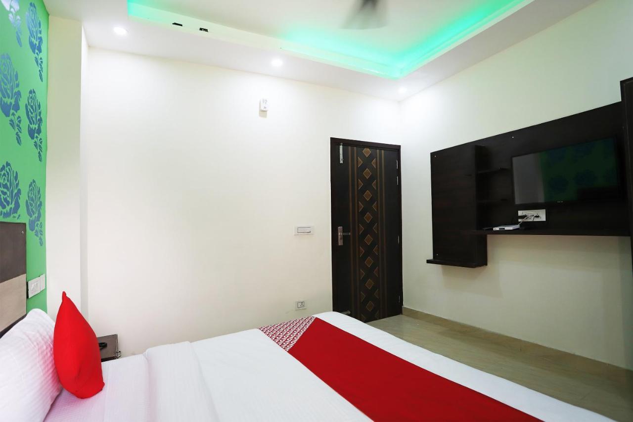 Oyo Flagship 42619 Diamond Key Hotel Delhi  Ngoại thất bức ảnh