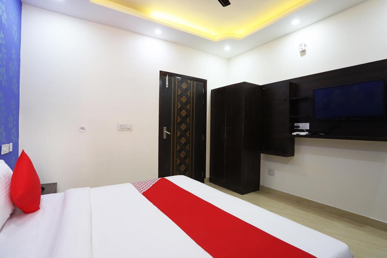 Oyo Flagship 42619 Diamond Key Hotel Delhi  Ngoại thất bức ảnh